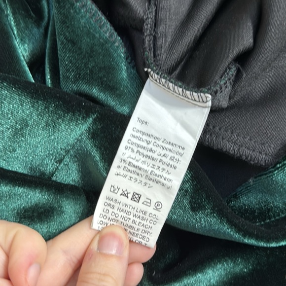 Women’s Chiquease Lapel Neck Single Button Green Velvet Blazer & Skirt Set. Sz M - Picture 10 of 16